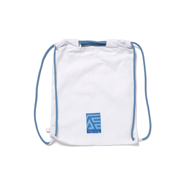 Albino and Preto Batch #83: Monochromatic Herringbone Classic (Blue)