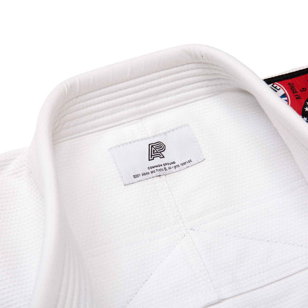 Albino and Preto Fundamental White "With Bags" BJJ Gi