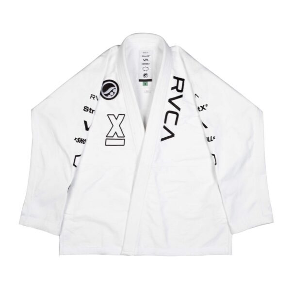 Built for the mats and made to stand out. The Shoyoroll RVCA x StreetX BJJ Gi brings together limited-edition style, a sleek black colorway, lightweight pearl weave comfort, durable twill pants, and a matching bag for the complete setup. If you want a gi that blends performance, durability, and collector-level design, this is the one to grab. Shop now at Gi4Victory. https://gi4victory.com/product-category/rvca/
#Shoyoroll #RVCA #Heartbreakers #BJJGi #JiuJitsuGi #BrazilianJiuJitsu #BJJLifestyle #BJJGear #JiuJitsuStyle #LimitedEditionGi #BlackBJJGi #ShoyorollGi #RVCAxShoyoroll #HeartbreakersGi #PearlWeaveGi #CompetitionGi #TrainingGi #GrapplingGear #MartialArtsWear #KimonoBJJ #JiuJitsuFashion #BJJCollectors #PremiumBJJGi #Gi4Victory