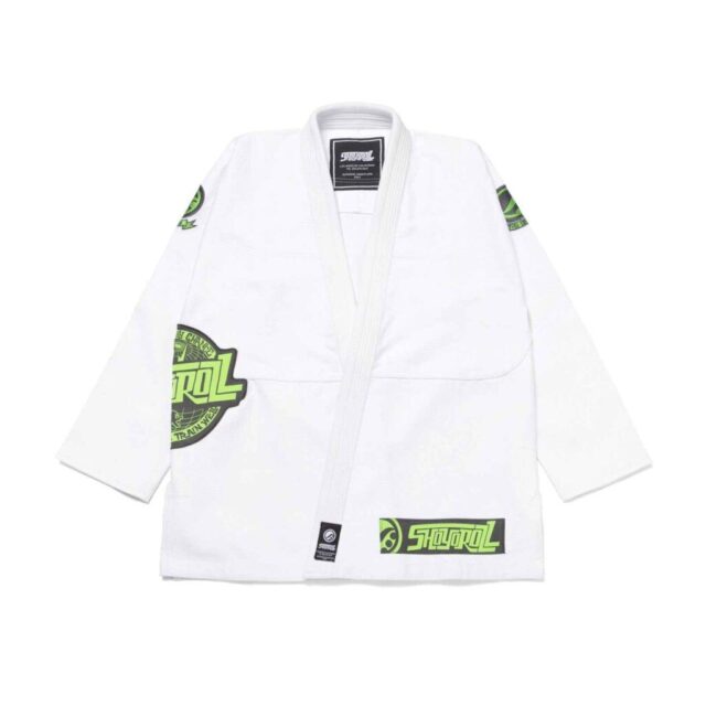 Step onto the mats with confidence in the Shoyoroll 95 Competitor White BJJ Gi With Bag! 🥋⚪

Designed for serious Brazilian Jiu-Jitsu practitioners, this premium gi combines durability, comfort, and competition-ready performance. Featuring a clean white design, lightweight construction, and a convenient carry bag, it's the perfect choice for training sessions and tournament days alike. Elevate your game with a gi built for champions.

🛒 Get yours here:
https://gi4victory.com/product/shoyoroll-95-competitor-white-bjj-gi-with-bag/

#Shoyoroll #ShoyorollGi #BJJGi #BrazilianJiuJitsu #JiuJitsuLife #BJJLifestyle #BJJTraining #CompetitionGi #WhiteGi #IBJJF #MartialArts #Grappling #BJJCommunity #JiuJitsuGear #FightWear #BJJAthlete #GiLife #CombatSports #JiuJitsuJourney #Gi4Victory

@shoyoroll @bjjworldtv @ibjjf @jiujitsumag @bjjtribes @bjjlifestyle