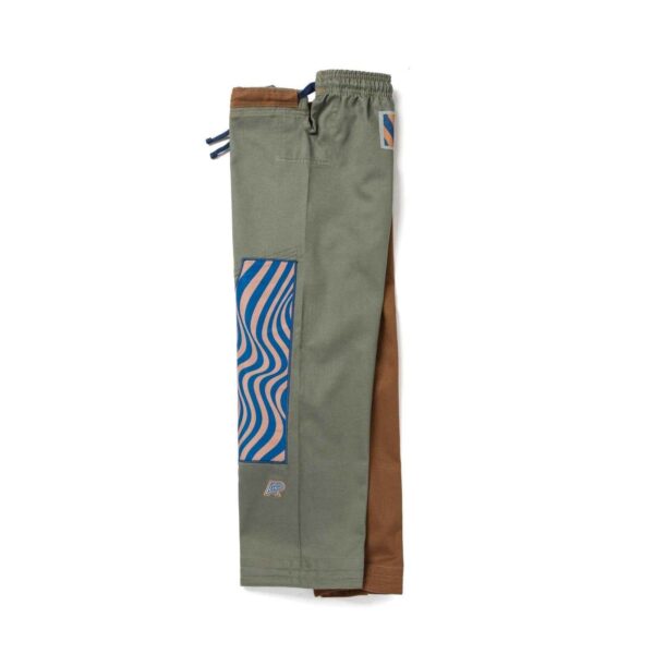 BJJ-Gi „Tranquility“ in den Farben Albino und Preto mit Taschen
