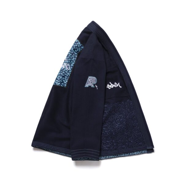 Een andere kijk op Albino & Preto Batch #97 Stash Navy BJJ Gi with Bag – Premium Limited Edition Kimono